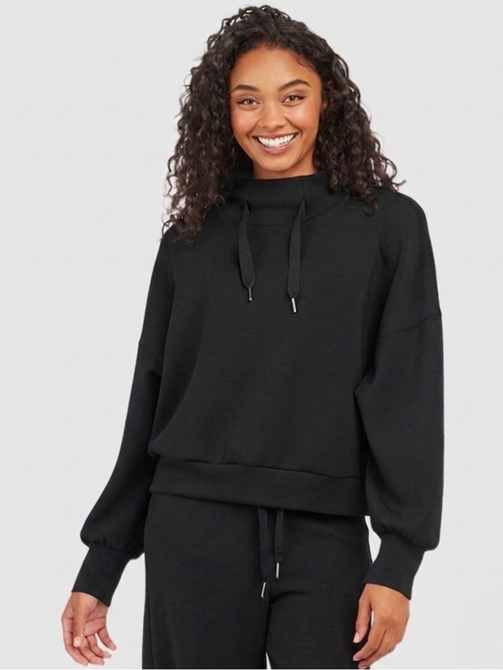SPANX Tops - Spanx AirLuxe At the Hip Pullover